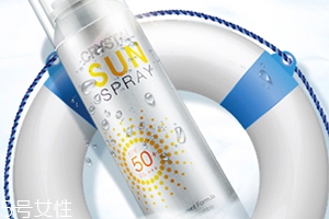 防曬噴霧和粉餅可以一起用嗎？