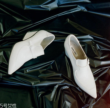 reike nen鞋子多少錢(qián)？畫(huà)報(bào)般的潮流經(jīng)典