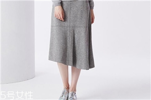 2022年流行什么樣的半身裙？做個(gè)撩人的時(shí)髦精