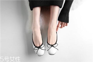 2022流行什么單鞋？有眼光的女生都在穿它