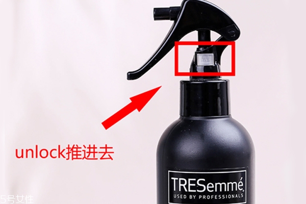 防燙噴霧哪個(gè)牌子好？隔熱定型不傷發(fā)
