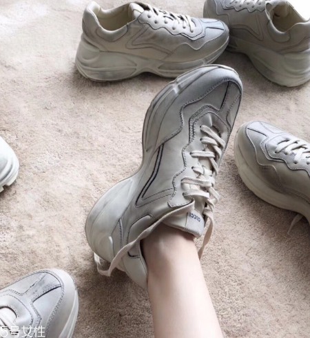 gucci老爹鞋有女款嗎？明星們?nèi)耸忠浑p