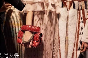 今年春天流行什么包包？這三款任意搭配