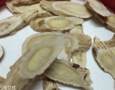 黃芪是大的好還是小的好？好壞跟大小無關(guān)