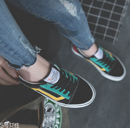 帆布鞋前面怎么清洗？讓帆布鞋煥然一新
