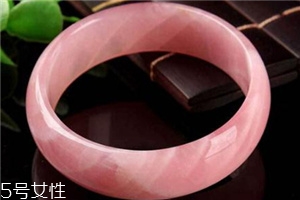 粉晶手鐲一般多少錢？高品質(zhì)多為上千元
