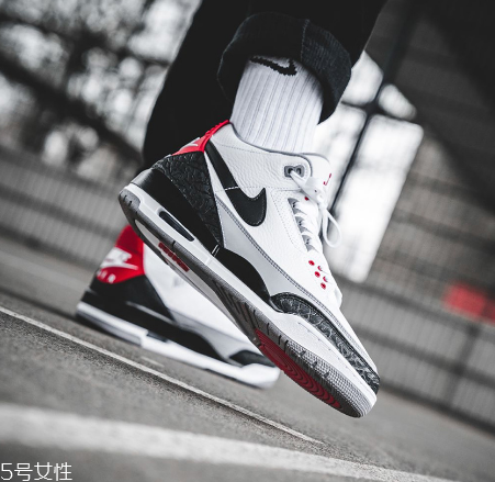 air jordan 3 tinker上腳效果怎么樣？