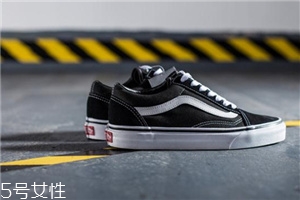 帆布鞋裂口怎么處理？帆布鞋開(kāi)裂這樣做