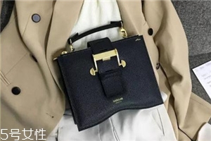 saddler seoul是什么牌子？終于不用撞包了