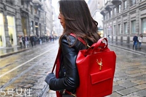 savas包包多少錢(qián)？設(shè)計(jì)感爆棚的包袋