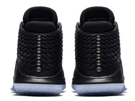 air jordan 32 black out黑貓配色什么時候發(fā)售？