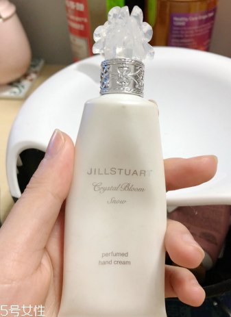 jill stuart護(hù)手霜好用嗎？不黏不膩四季可用