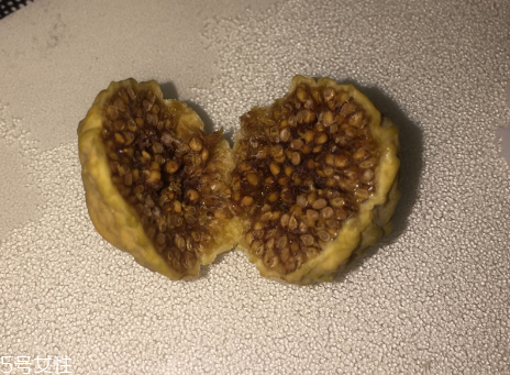 無花果干是什么味道？味道甜甜的