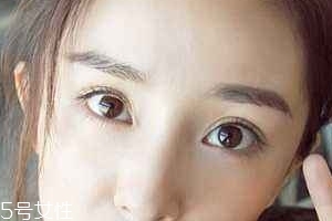 葉黃素白天吃還是晚上？早飯后為最佳時間