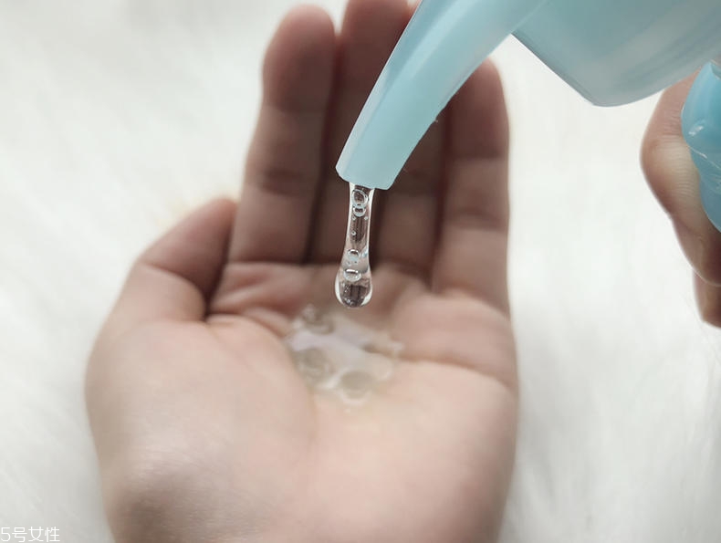 清揚(yáng)0硅油洗發(fā)水好用嗎？自帶高級(jí)感香調(diào)