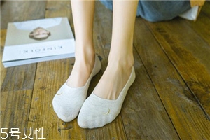 襪子會傳染腳氣嗎？穿襪子要注意衛(wèi)生
