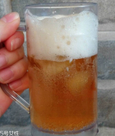 熊貓王啤酒好喝不好喝？熊貓王啤酒口味實測