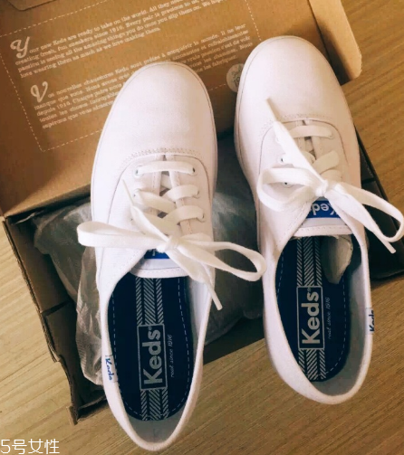keds小白鞋多少錢？keds帆布鞋正品價(jià)位