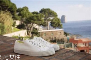小白鞋清潔劑哪個好？小白鞋清潔劑品牌推薦
