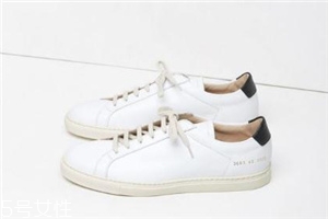 小白鞋發(fā)霉了怎么洗掉？小白鞋霉點(diǎn)清洗方法