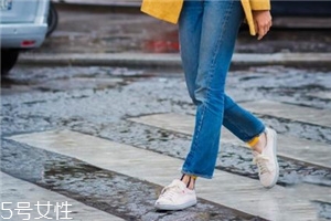 小白鞋鞋邊臟了怎么辦？小白鞋鞋邊臟了這樣洗