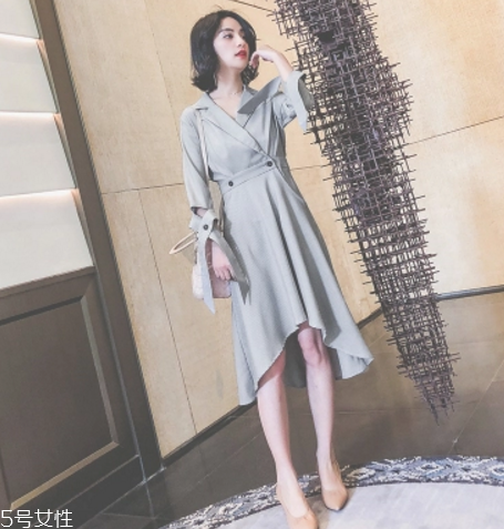 微胖女生穿什么裙子好看？微胖女生穿搭圖片
