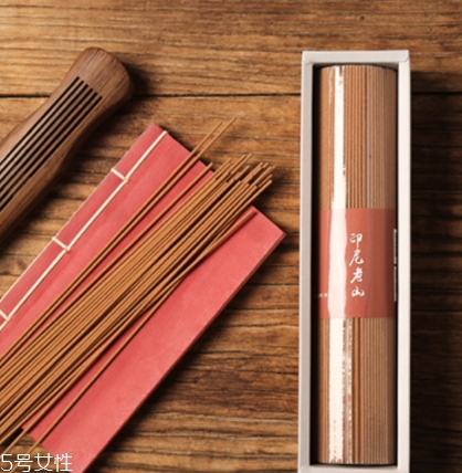 線(xiàn)香是什么？線(xiàn)香的功效與作用