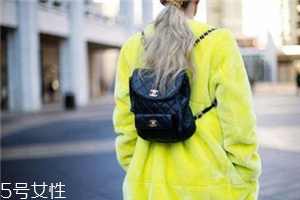 今年流行什么樣的雙肩包？2022最流行的雙肩包
