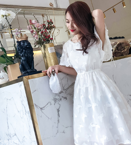 高瘦女生穿什么連衣裙？最適合高瘦女生的連衣裙款式