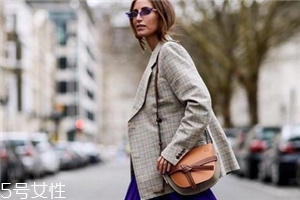 loewe gate bag多少錢？羅意威18新款馬鞍包價格