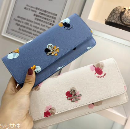 錢(qián)包是長(zhǎng)款好還是短款好？錢(qián)包長(zhǎng)款和短款的區(qū)別