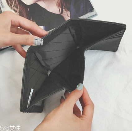 錢包什么顏色招財聚財？招財錢包顏色推薦