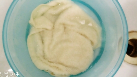 尤加利精油味道是什么？好聞嗎