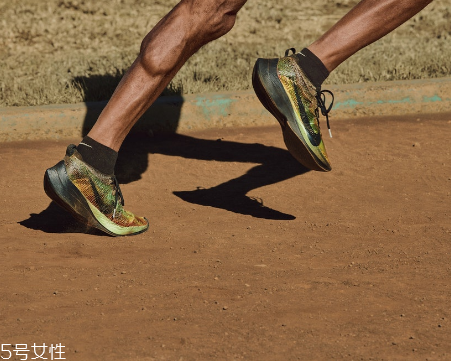 耐克3d打印跑步鞋怎么樣？nike zoom vaporfly elite flyprint評(píng)測(cè)