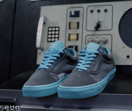 vans聯(lián)名c2h4太空零重力系列板鞋發(fā)售時(shí)間_多少錢？