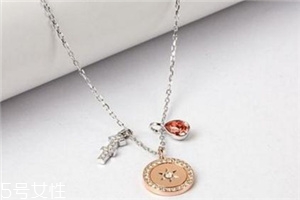 項(xiàng)鏈?zhǔn)屈S金還是鉑金好？項(xiàng)鏈買黃金還是鉑金