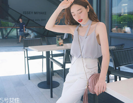 夏天約會穿什么衣服？夏天約會穿搭推薦