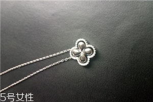 項(xiàng)鏈s925是銀還是白金？項(xiàng)鏈s925屬于白金還是銀