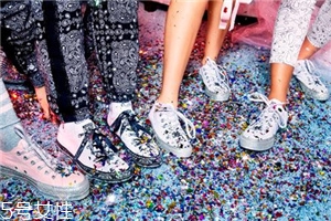 converse匡威聯(lián)名miley cyrus系列多少錢_在哪買？