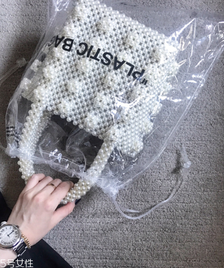shrimps珍珠包多少錢？shrimps珍珠包包價(jià)格