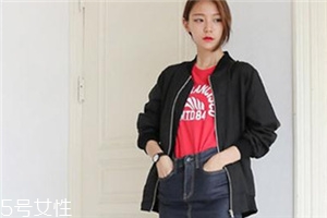 紅色t恤衫配什么外套？紅色t恤搭配外套技巧