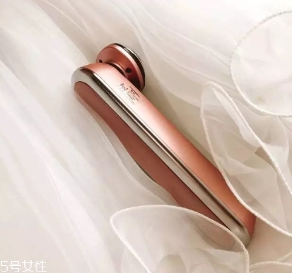 雅萌射頻美容儀怎么樣？雅萌Bloom射頻美容儀效果評(píng)測(cè)