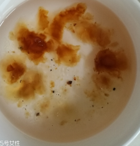 桃膠能和紅糖一起煮嗎？桃膠煮紅糖好嗎？