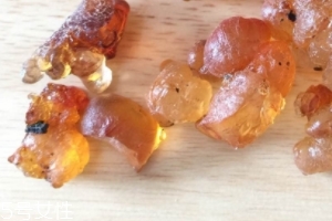 桃膠能治胃病嗎？胃病吃桃膠好嗎？