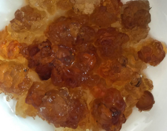 桃膠能治胃病嗎？胃病吃桃膠好嗎？