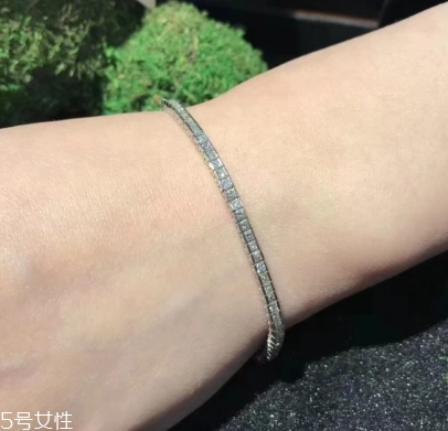 手鏈一般多少顆珠子？手鏈一般是幾個珠子？