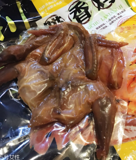 臘雞可以帶上飛機嗎？坐飛機可以帶臘雞嗎？