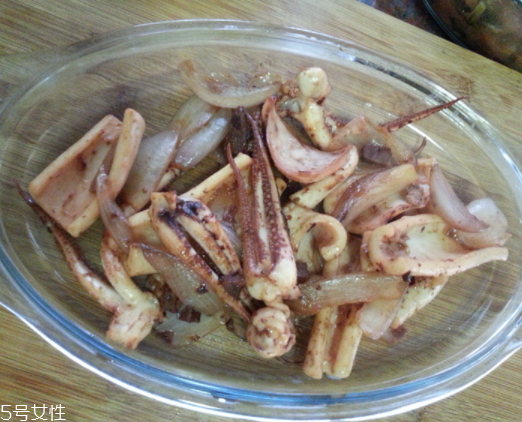 魷魚(yú)是烏賊嗎？魷魚(yú)跟烏賊是一種嗎？
