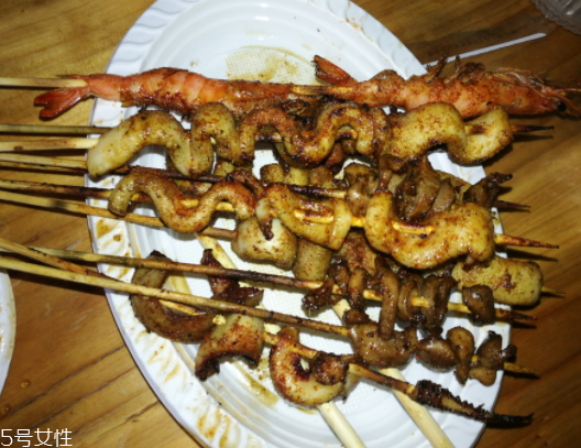 魷魚(yú)是烏賊嗎？魷魚(yú)跟烏賊是一種嗎？
