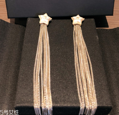耳環(huán)生銹了怎么辦？耳環(huán)生銹怎么處理